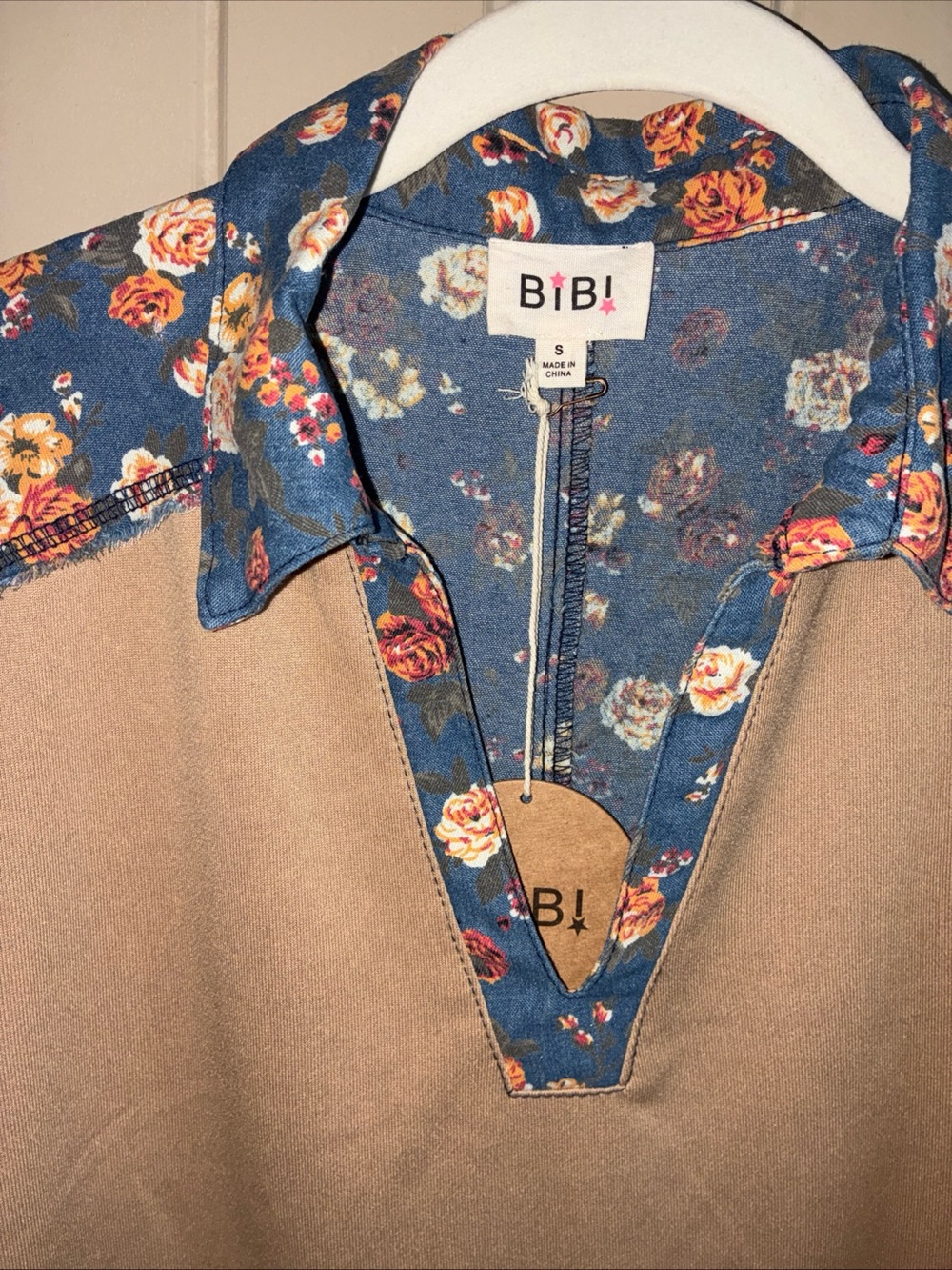 BiBi Tan Pullover with Blue Floral Collar - Picture 3 of 7
